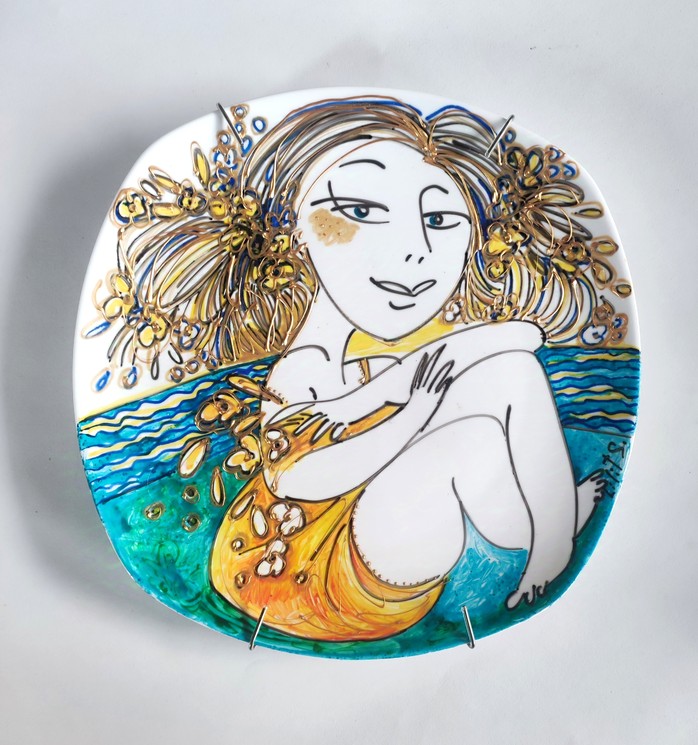 Plate