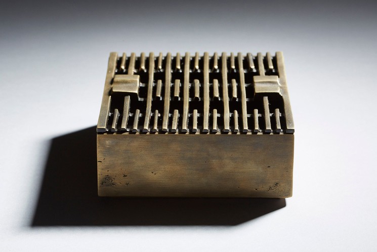 Lines Ashtray