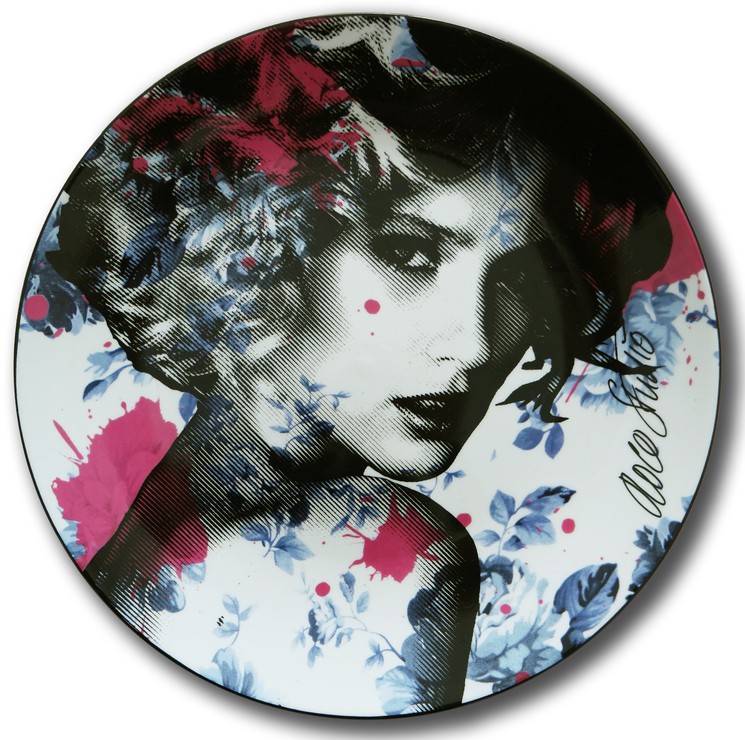 Perfect Pattern Wallplate - Eyes Open